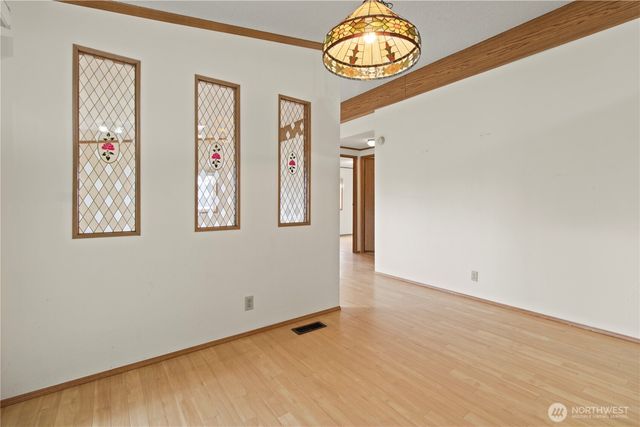 4 Blitzen Lane, Shelton, WA 98584