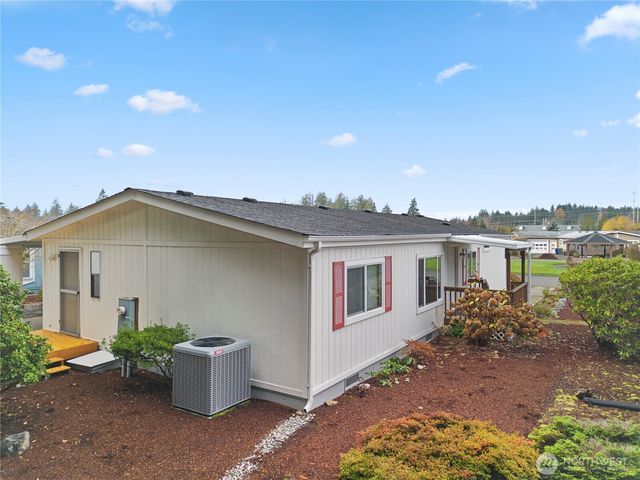 4 Blitzen Lane, Shelton, WA 98584