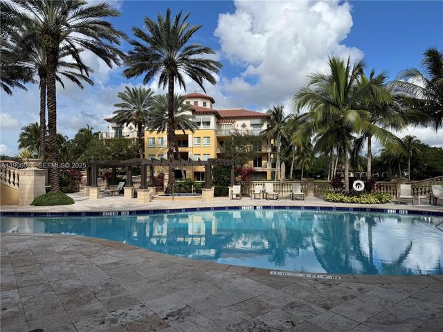 16100 Emerald Estates Dr 278, Weston, FL 33331