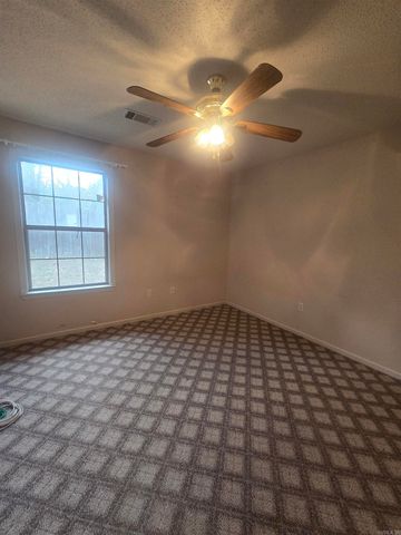 2921 Henson Place, Bryant, AR 72022