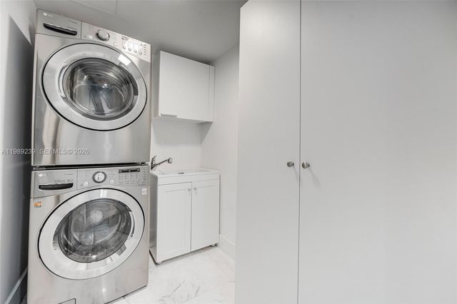3301 NE 183rd St 1601, Aventura, FL 33160