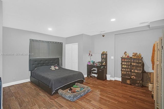 3500 SW 37th St, West Park, FL 33023