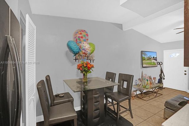 3500 SW 37th St, West Park, FL 33023