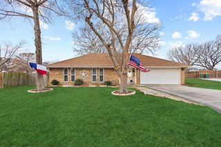 3106 Arkansas Circle, Sherman, TX 75090