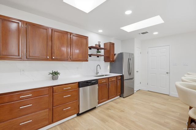 2418 Garden Meadow, San Antonio, TX 78232