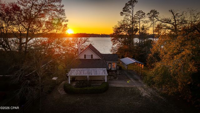 3628 Seminole Lane, Marianna, FL 32448