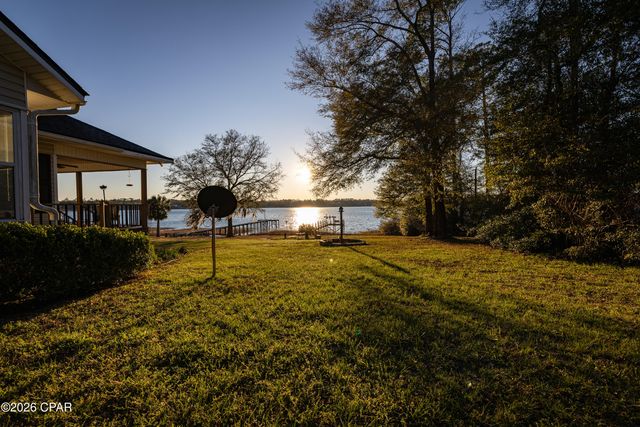 3628 Seminole Lane, Marianna, FL 32448