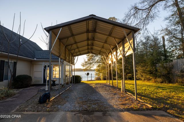 3628 Seminole Lane, Marianna, FL 32448