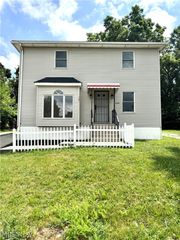 1281 S Hawkins Avenue, Akron, OH 44320