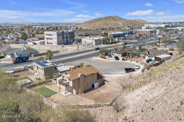 834 N Resler Drive, El Paso, TX 79912