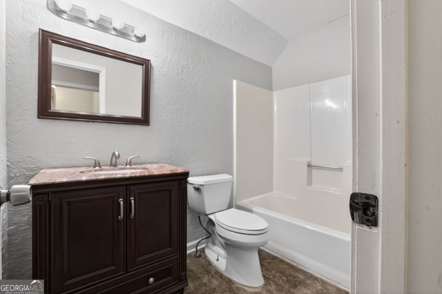 146 Camp Creek Drive, Stockbridge, GA 30281