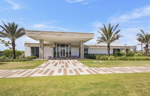 12913 Alton Road, Palm Beach Gardens, FL 33418