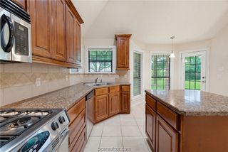 702 Woodson Drive, Caldwell, TX 77836