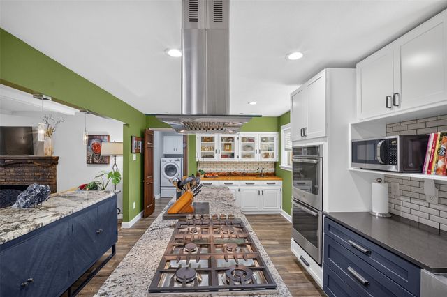 1810 S Crest, Carrollton, TX 75006