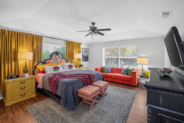 1810 S Crest, Carrollton, TX 75006