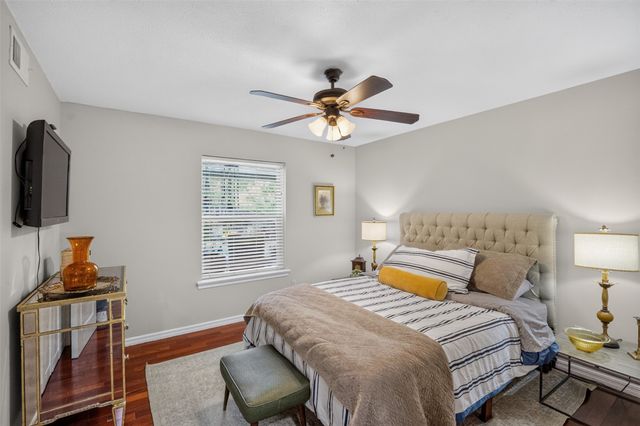 1810 S Crest, Carrollton, TX 75006