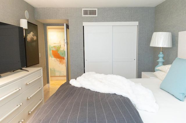 3590 S Ocean Boulevard 101, South Palm Beach, FL 33480