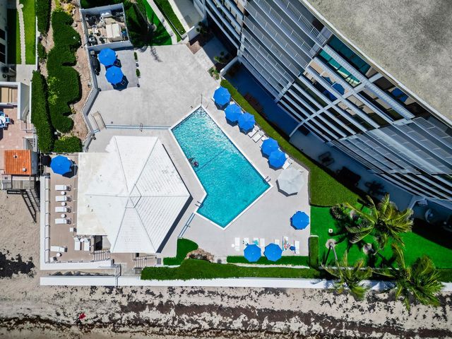 3590 S Ocean Boulevard 101, South Palm Beach, FL 33480