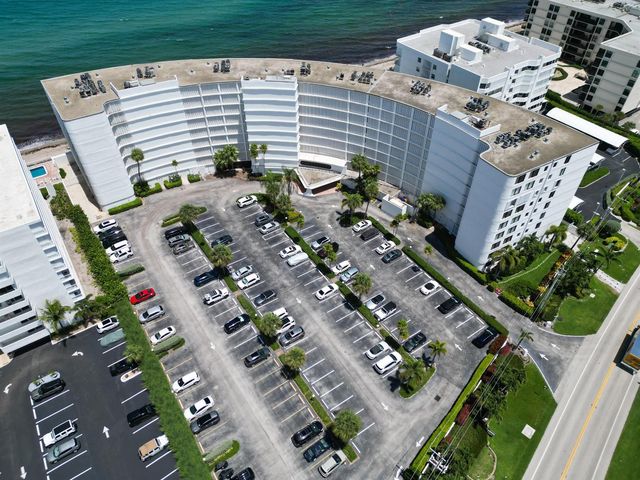 3590 S Ocean Boulevard 101, South Palm Beach, FL 33480