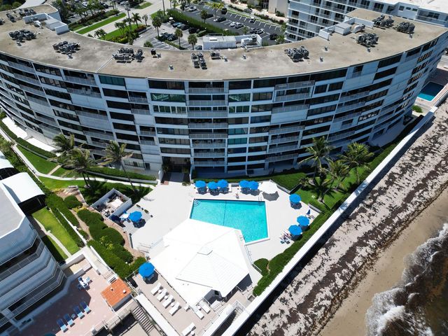 3590 S Ocean Boulevard 101, South Palm Beach, FL 33480