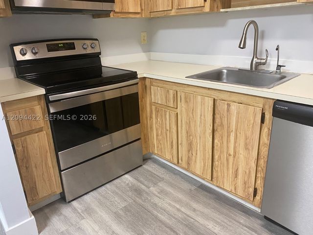 3231 NW 102nd Ter 3231, Coral Springs, FL 33065