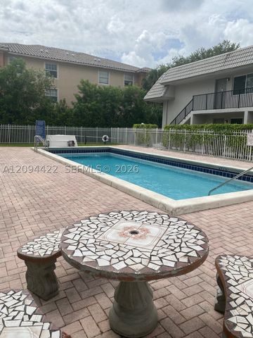 3231 NW 102nd Ter 3231, Coral Springs, FL 33065