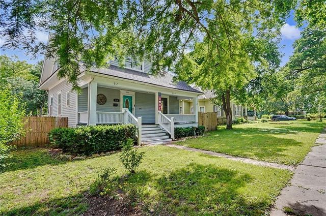 715 Jersey Street, Baldwin City, KS 66006