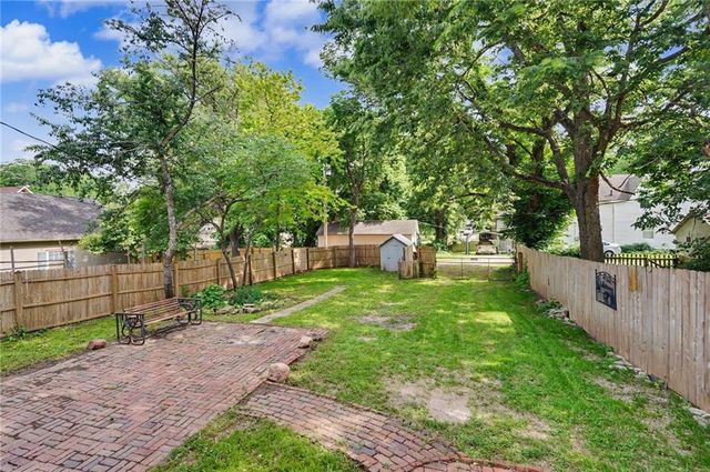 715 Jersey Street, Baldwin City, KS 66006