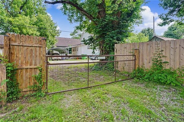 715 Jersey Street, Baldwin City, KS 66006