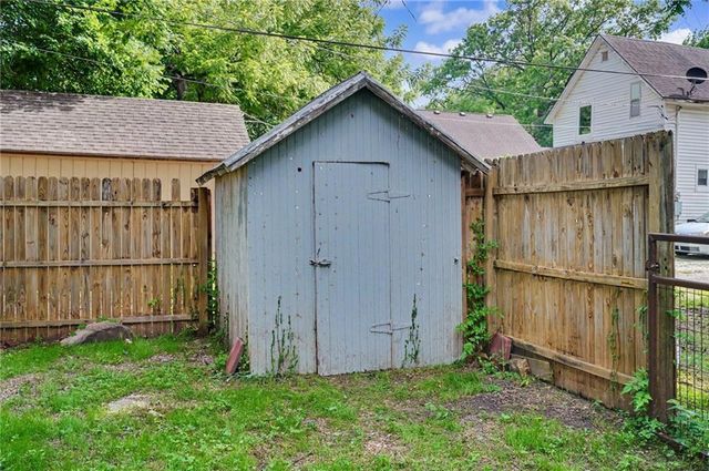 715 Jersey Street, Baldwin City, KS 66006