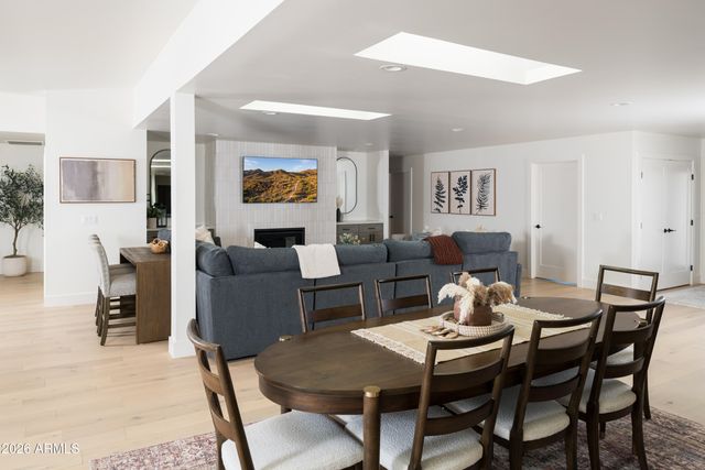 9833 E DESERT COVE Avenue, Scottsdale, AZ 85260