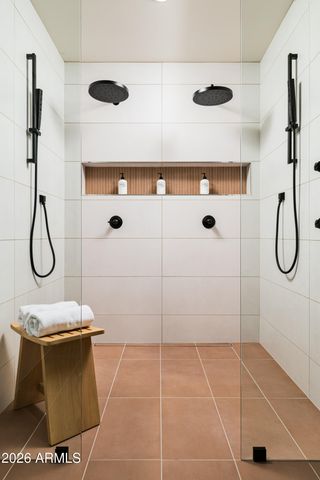 9833 E DESERT COVE Avenue, Scottsdale, AZ 85260