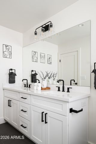 9833 E DESERT COVE Avenue, Scottsdale, AZ 85260