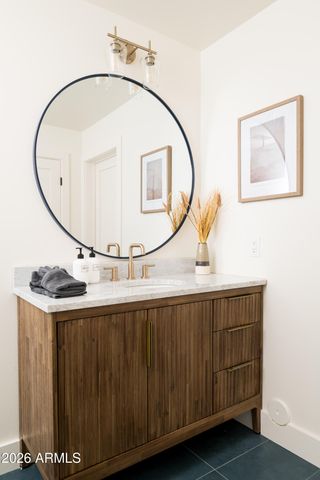 9833 E DESERT COVE Avenue, Scottsdale, AZ 85260