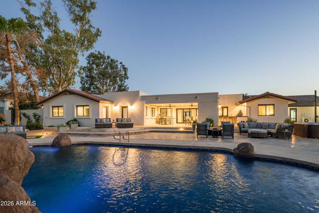 Image 39 of property listing at 9833 E DESERT COVE Avenue, Scottsdale, AZ 85260