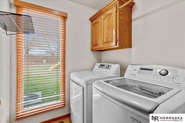 17317 Patterson Drive, Omaha, NE 68135