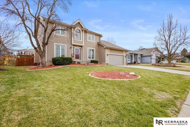 17317 Patterson Drive, Omaha, NE 68135