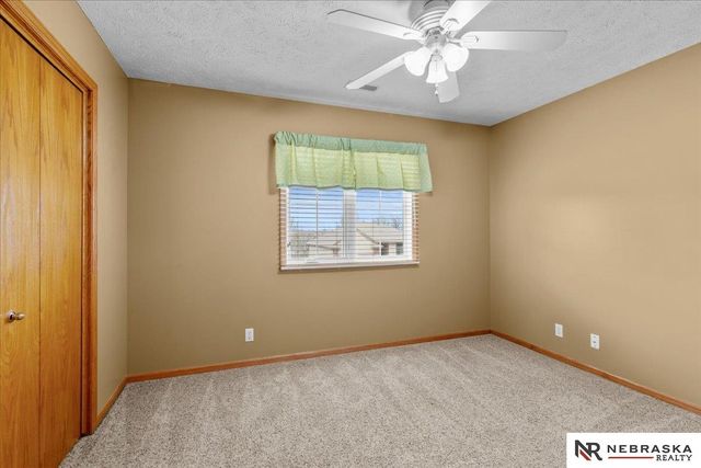 17317 Patterson Drive, Omaha, NE 68135