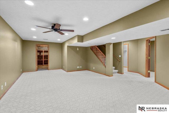 17317 Patterson Drive, Omaha, NE 68135