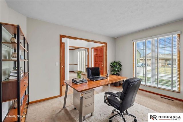 17317 Patterson Drive, Omaha, NE 68135