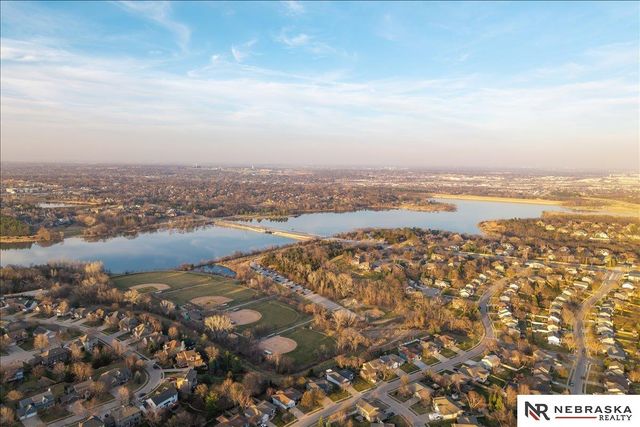 17317 Patterson Drive, Omaha, NE 68135