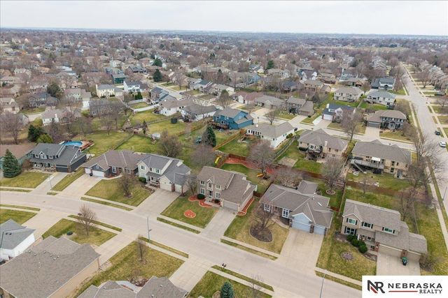 17317 Patterson Drive, Omaha, NE 68135