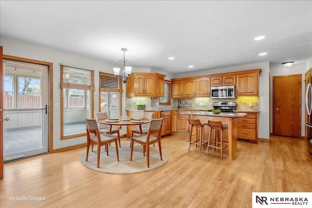 17317 Patterson Drive, Omaha, NE 68135