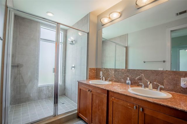 500 Seawall Boulevard 1007, Galveston, TX 77550