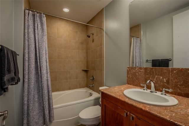 500 Seawall Boulevard 1007, Galveston, TX 77550