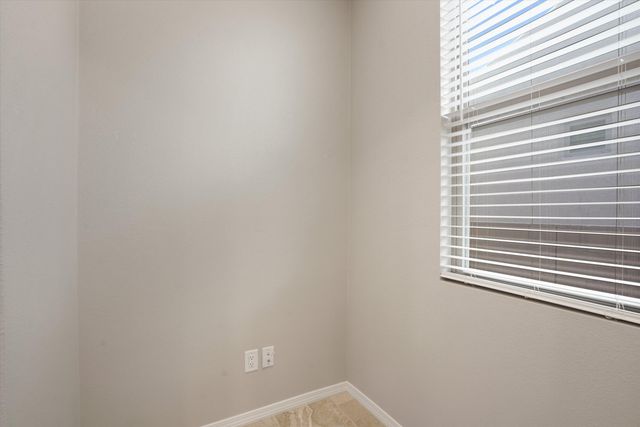 6024 Nauman Drive SE, Albuquerque, NM 87106