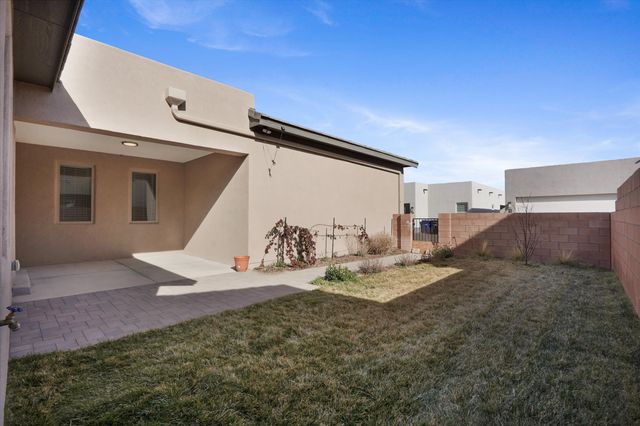 6024 Nauman Drive SE, Albuquerque, NM 87106