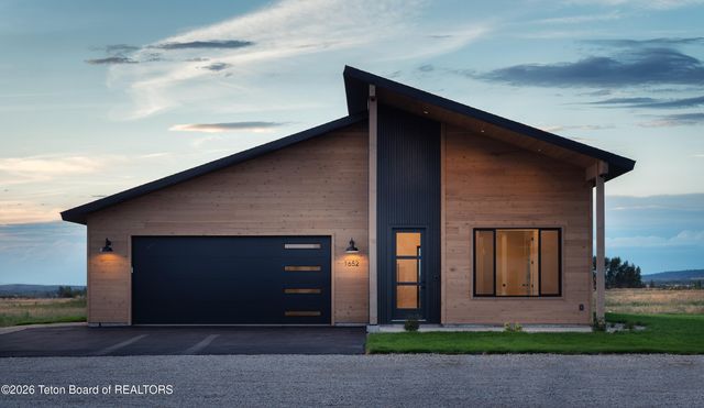 1652 JACKRABBIT Lane, Driggs, ID 83422