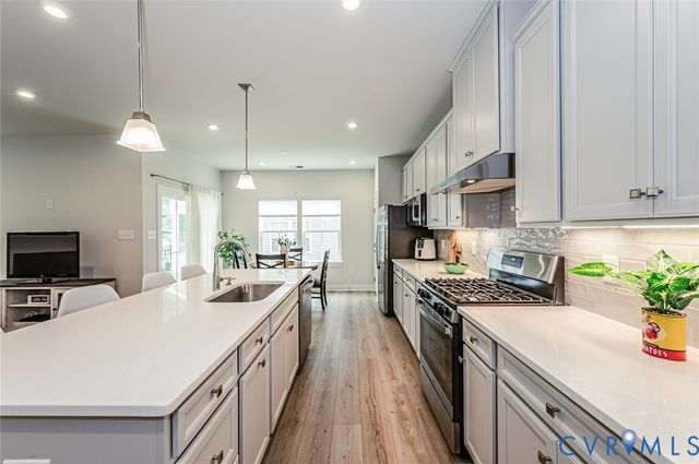 8187 Winter Fog Dr, New Kent, VA 23124