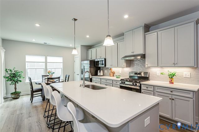 8187 Winter Fog Dr, New Kent, VA 23124